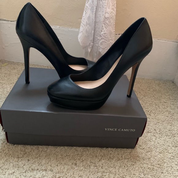 Vince Camuto Shoes - Vince Camino black heels with box size 8